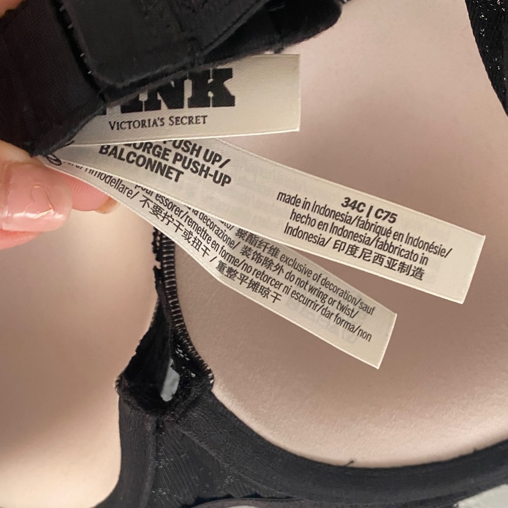 Victoria's Secret Black Lace Underwire T-Shirt Bra - Picture 3 of 3